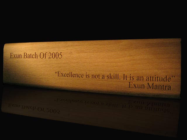 Exun Farewell Pen